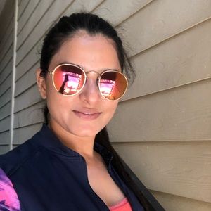 Meet your Posher, Niha